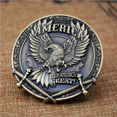 Lencana Pin Helang