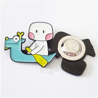 Pin Lencana Sut