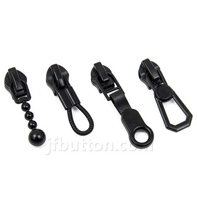 Slider logam hitam zipper