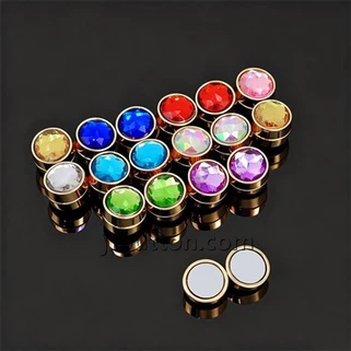 Pin hijab kristal dengan magnet