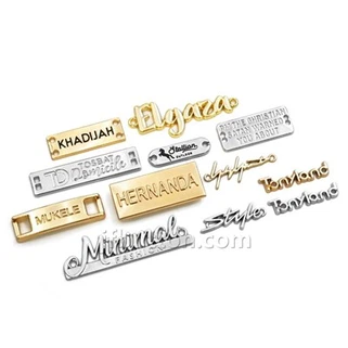 Tag Nama Logam Terukir